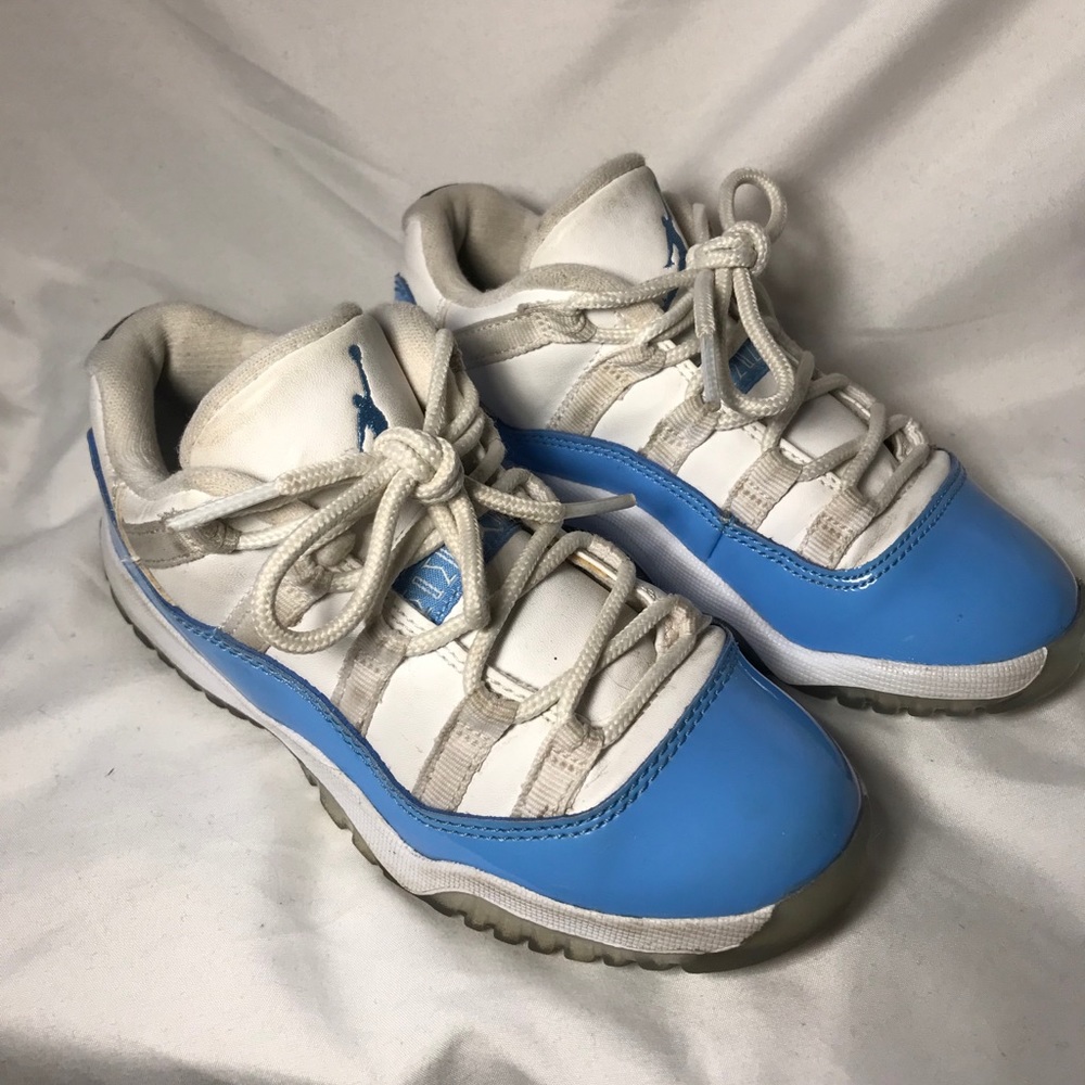 Nike Air Jordan 11 Retro Low UNC Kids